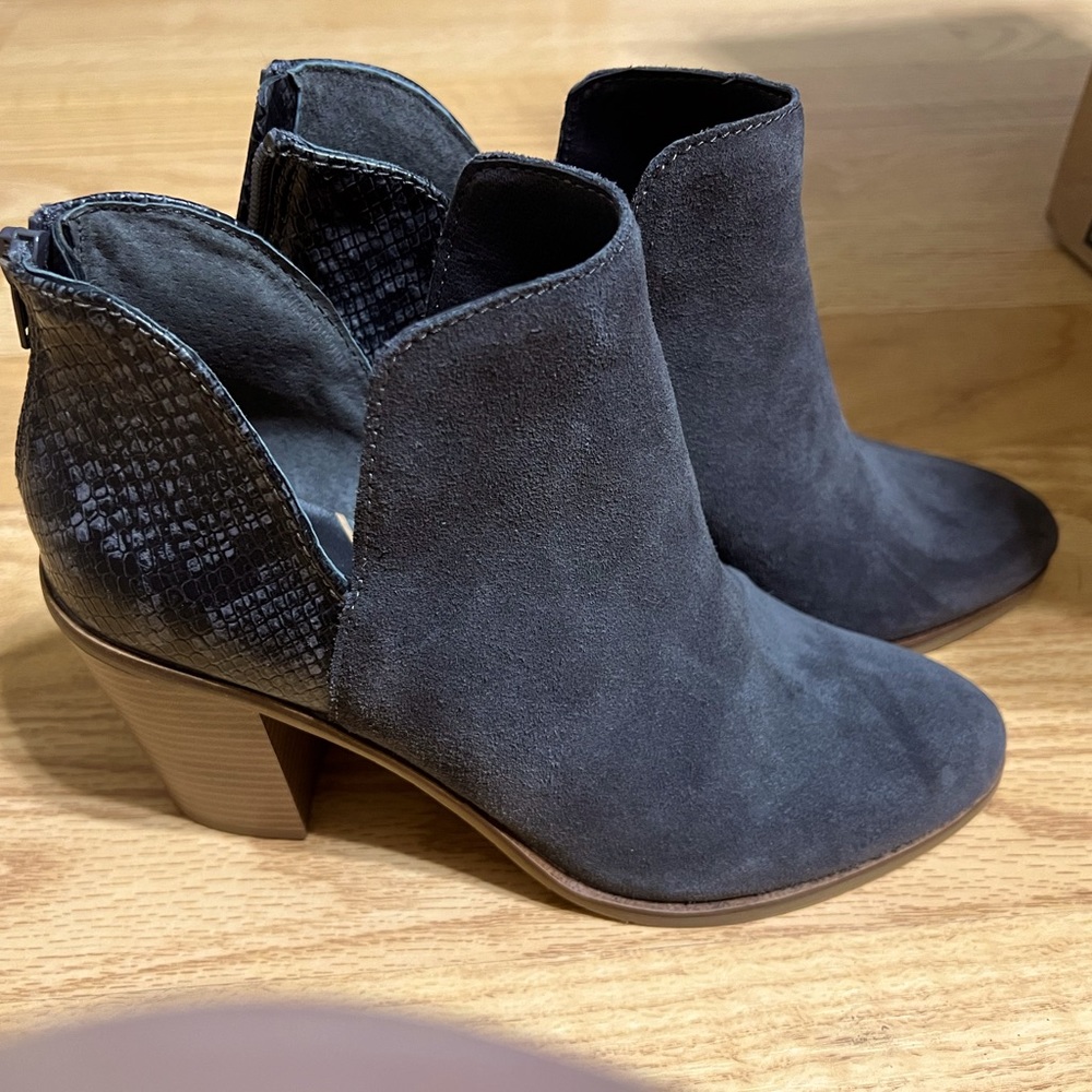 Dolce Vita Gray Suede snake print booties